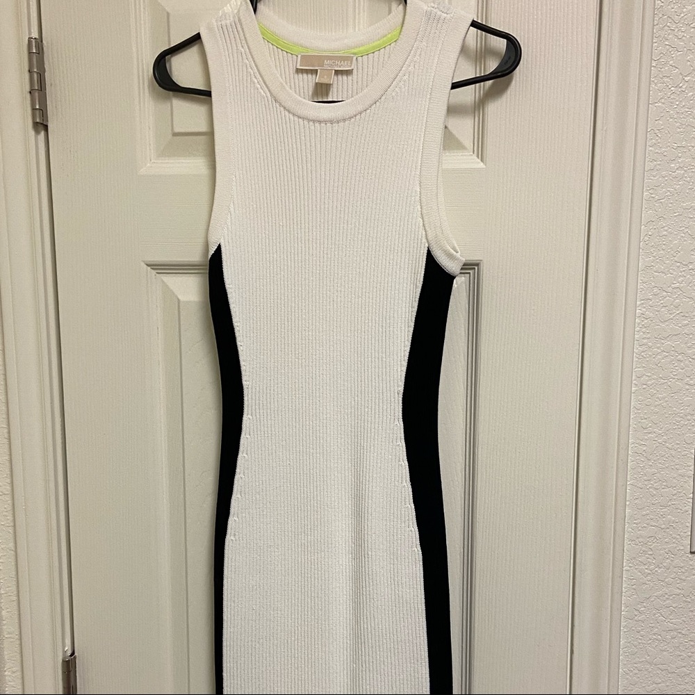 Michale Kors Knitted White/Black on side dress